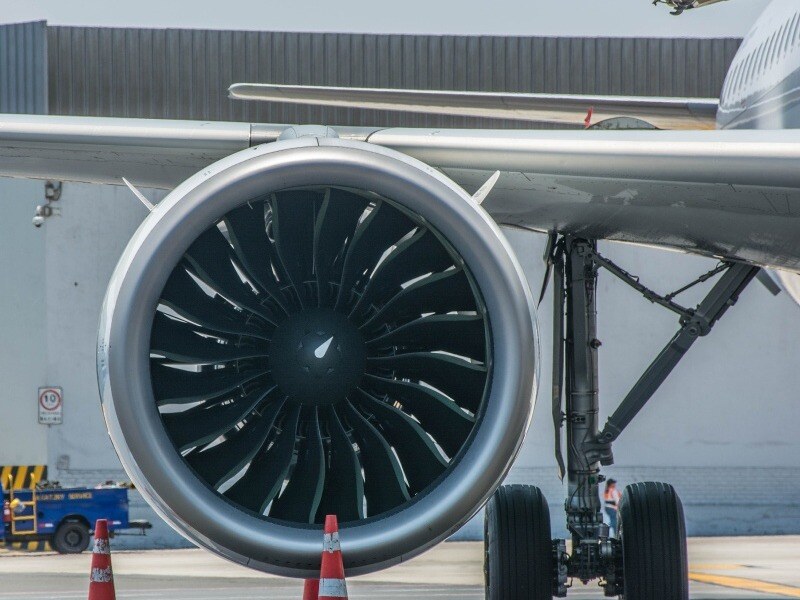 airplane propeller and wheels on tracks